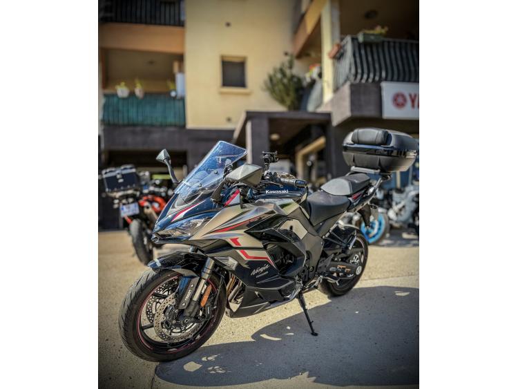 KAWASAKI NINJA 1000 SX